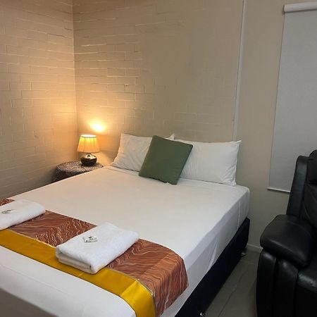 Kalua Motel Bundaberg Bagian luar foto